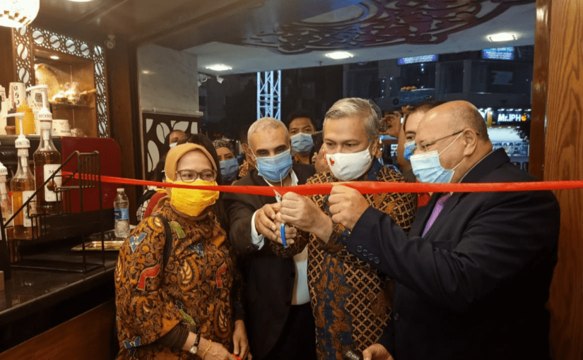Duta Besar RI untuk Mesir Resmikan Kedai Kopi Knoz El Bon di Alexandria, Mesir